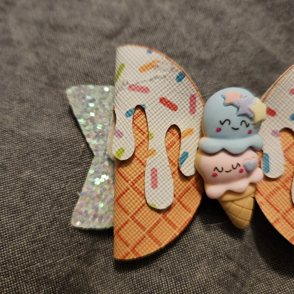 3/$20 💥 Ice Cream Cone Hair Barret NWT